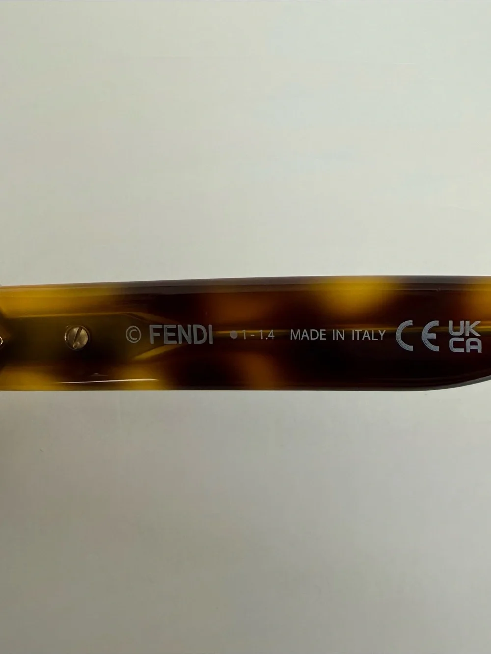 NEW!!! Fendi oversized women sunglasses FE40139F 53A Authentic